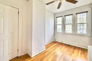 53 Treat Ave, Stamford, CT 06906 - Photo 4