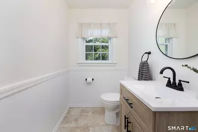 16 Dorrance Place, Hamden, CT 06518 - Photo 12