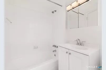 124 Woodside Green #3D, Stamford, CT 06840 - Photo 14
