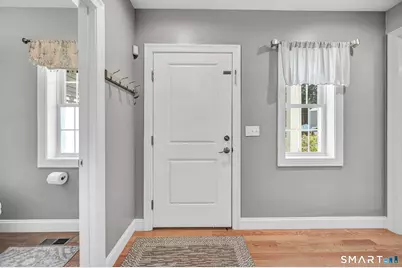 75 Montague Street, Wethersfield, CT 06109 - Photo 8