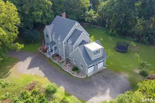 29 Diamond Ln, New Milford, CT 06776 - Photo 2