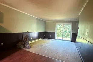 36 Athol St, Killingly, CT 06241 - Photo 4
