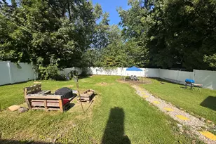 31 Damson Ln, Naugatuck, CT 06770 - Photo 12