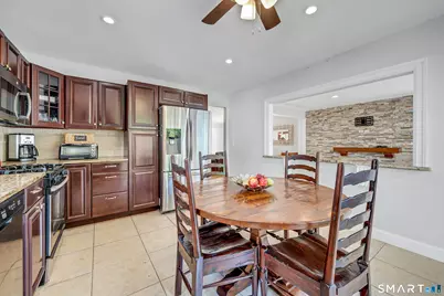 17 Thornhill Road, Greenwich, CT 06878 - Photo 6