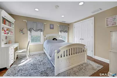17 Thornhill Road, Greenwich, CT 06878 - Photo 14