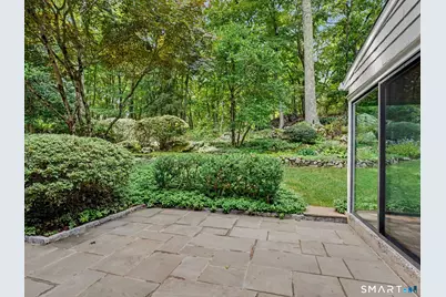 48 Chestnut Hill Lane, Stamford, CT 06903 - Photo 34