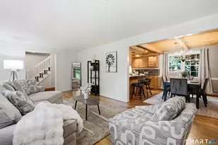 23 Berkshire Way, Simsbury, CT 06070 - Photo 4