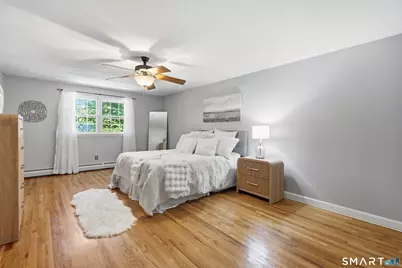 23 Berkshire Way, Simsbury, CT 06070 - Photo 18