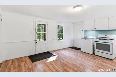 217 North Maple Street, Enfield, CT 06082 - Photo 8