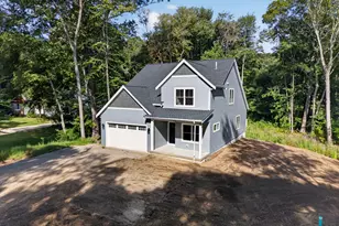 293 Mistuxet Ave, Stonington, CT 06378 - Photo 1
