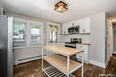16 Ann Street, Manchester, CT 06040 - Photo 8