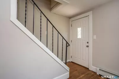 16 Ann Street, Manchester, CT 06040 - Photo 2