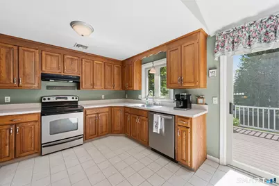 207 Lisa Drive, South Windsor, CT 06074 - Photo 10