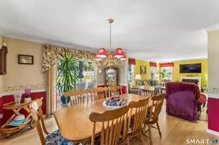 5 Pequot Ct, Monroe, CT 06468 - Photo 12