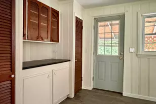 36 Reynolds St, Norwich, CT 06360 - Photo 12