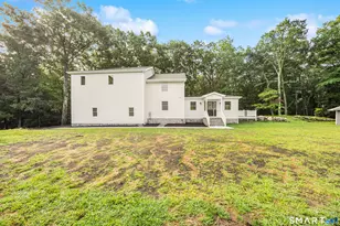 3 Boulder Creek Rd, Newtown, CT 06470 - Photo 4