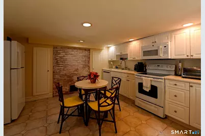 90 Weed Hill Avenue, Stamford, CT 06907 - Photo 18