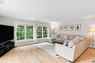 74 Perry St, Putnam, CT 06260 - Photo 4