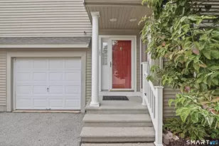 74 Perry St, Putnam, CT 06260 - Photo 2