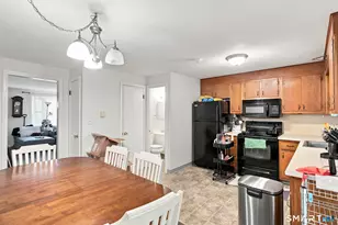12 Towne House Ln, Wethersfield, CT 06109 - Photo 10