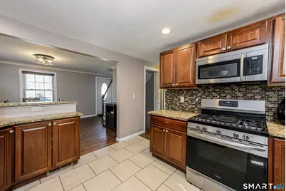 709 Pine Rock Avenue, Hamden, CT 06514 - Photo 8