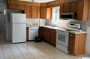 38 Park St, East Haven, CT 06513 - Photo 4
