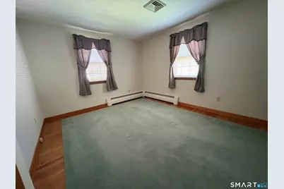 26 Woodside Lane, Plainville, CT 06062 - Photo 8