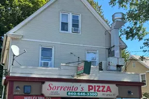 183 Spruce St, Manchester, CT 06040 - Photo 2