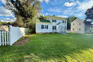 33 Marcroft St, Stratford, CT 06614 - Photo 8