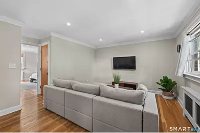 28 Courtland Avenue #4, Stamford, CT 06902 - Photo 8
