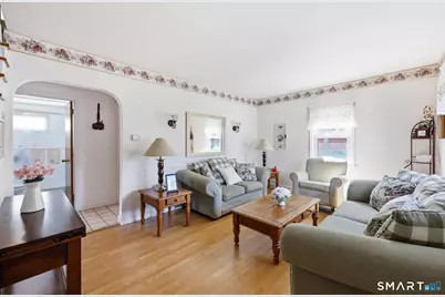 155 Baker Street, Bridgeport, CT 06606 - Photo 6