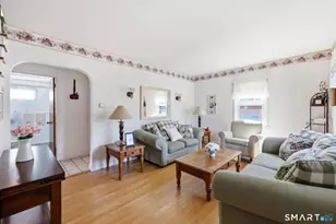 155 Baker St, Bridgeport, CT 06606 - Photo 6