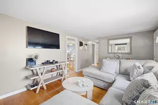 19 Marion St, Hartford, CT 06106 - Photo 6