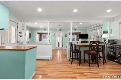 752 East Broadway, Milford, CT 06460 - Photo 14