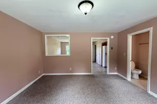 105-107 S Chestnut St, Plainfield, CT 06387 - Photo 8