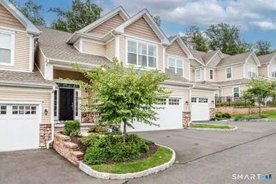 18 Hunting Ridge Lane #18, Bethel, CT 06801 - Photo 2