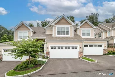 18 Hunting Ridge Lane #18, Bethel, CT 06801 - Photo 4