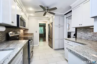451 Newtown Turnpike, Redding, CT 06896 - Photo 12