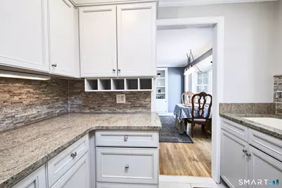 451 Newtown Turnpike, Redding, CT 06896 - Photo 14