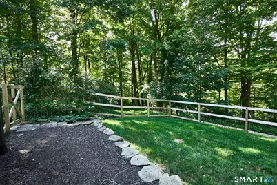 451 Newtown Turnpike, Redding, CT 06896 - Photo 38