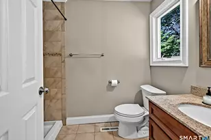 39 Bear Mountain Rd, New Fairfield, CT 06812 - Photo 24