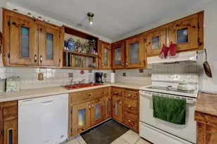 1754 Main St, East Hartford, CT 06108 - Photo 8
