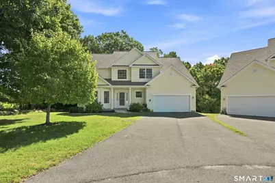 16 Margerie View Drive #16, Danbury, CT 06811 - Photo 2