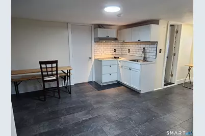 16-18 Heath Street #3, Hartford, CT 06106 - Photo 10
