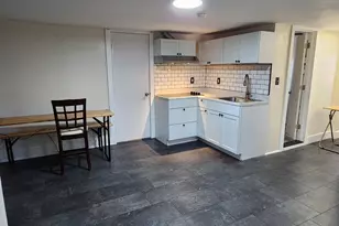 16-18 Heath St, Hartford, CT 06106 - Photo 10