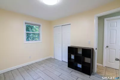 27 New York Road, Montville, CT 06370 - Photo 16