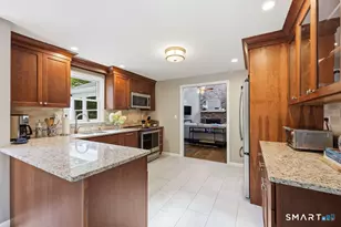 3 Hartfield Ln, Farmington, CT 06032 - Photo 10