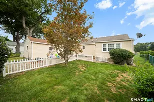 16 S Rd, Enfield, CT 06082 - Photo 8