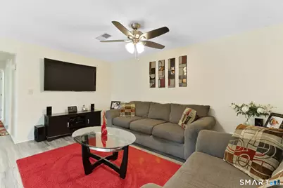 140 Thompson Street #3F, East Haven, CT 06513 - Photo 6
