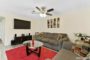 140 Thompson St, East Haven, CT 06513 - Photo 6